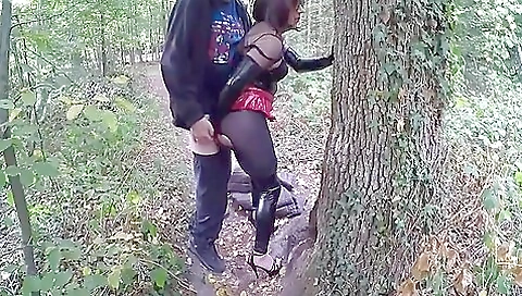 Brunette 18+ likes fucking in the outdoors with ass