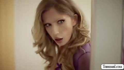 Blonde friend and friend with a nice ass enjoys anal sex