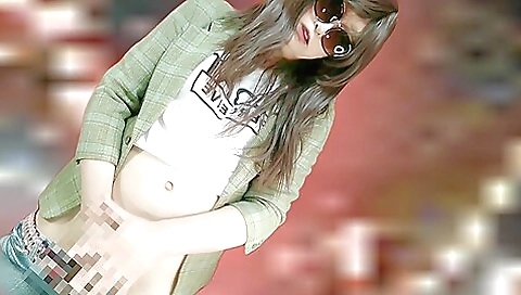 Japanese amateur shemale is getting dildo in her ass