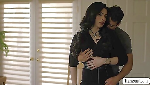 Trans babe gets her anus fucked in hardcore and deepthroat